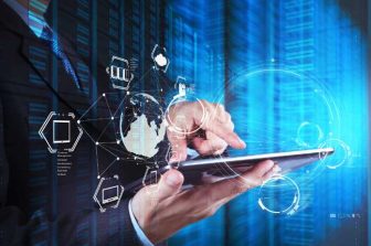Robots steal the show at Big Data Expo