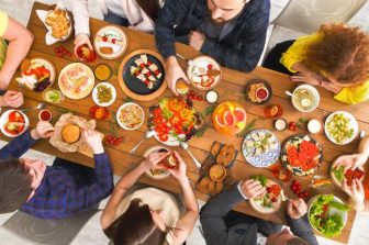 Maple Leaf Foods Announces Record Date and Anticipated Closing Date for Spin-Off of Canada Packers