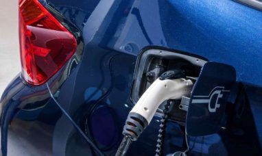 Scottoiler Launches Smartphone-Controlled Motorcycle Chain Oiler Systems