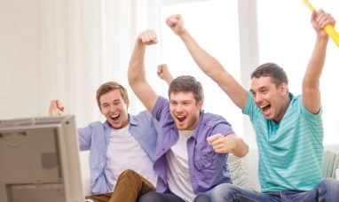 OverActive Media Closes Previously Announced C$2 Million Debt Financing