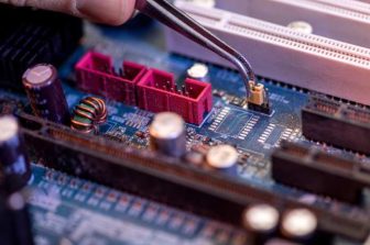 MicroCloud Hologram Inc. Develops Technology Based on Quantum Key Distribution Protocol and Quantum Random Number Generation Technology, Constructs Authentication System Integrating Quantum and Holographic Technologies