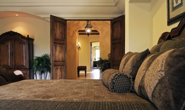 MIMARU Introduces First-time-friendly Sumo Dining Experience at Sumo Live Restaurant in Tokyo