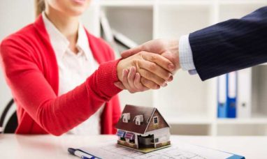Timeline for Selling a House in Greeneville, Tennessee, Explained in HelloNation by Real Estate Expert Mark Williams